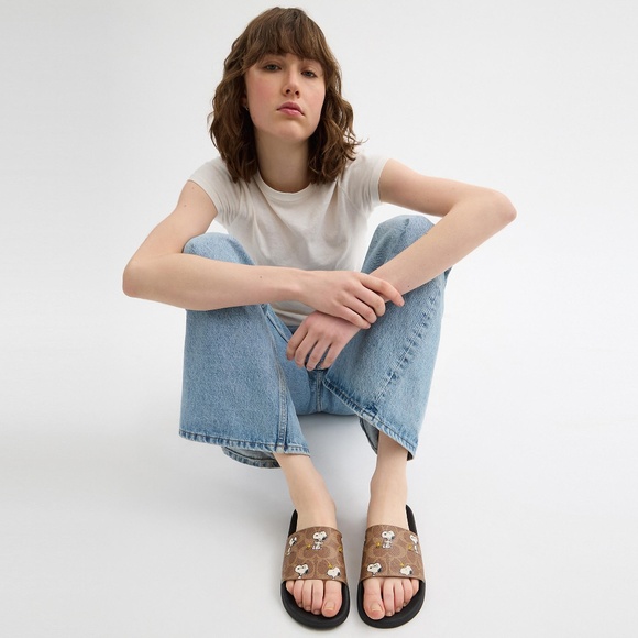 Coach X Peanuts Udele Sport Slide Sandal Snoopy Print Size 6 - Picture 5 of 5